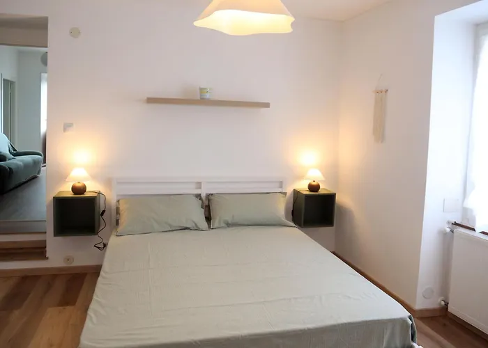 Semesterbostad Casa Mare Monti